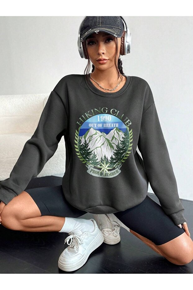 Hiking Club 1990 Sweatshirt - Smoke Printed Oversize Crew Neck