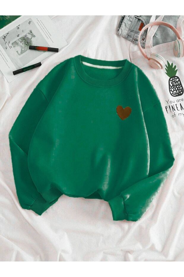 Red Minimal Heart Printed Sweatshirt - Nefti Green Thick Winter Crew Neck