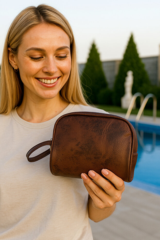 Plain Pattern Makeup Bag - 1