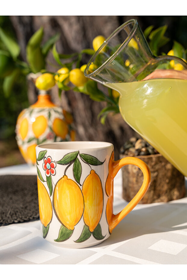 كوب سيراميك مصنوع يدوياً بنمط الليمون - 2