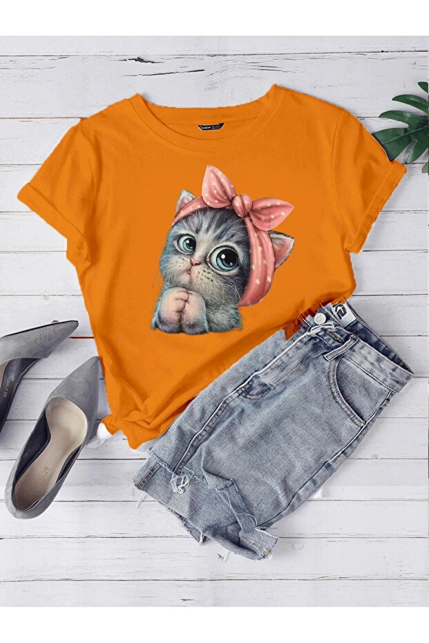 Oversize Orange Cute Little Cat Printed T-shirt Unisex Comfortable Fit