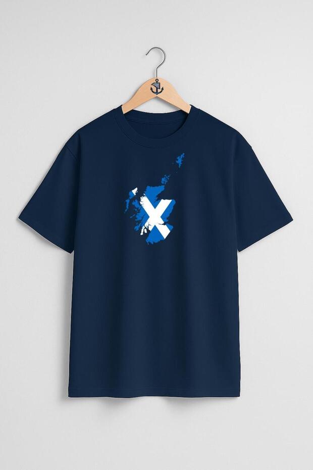 Oversize Scotland Scottish Flag Chest Design Unisex T-Shirt