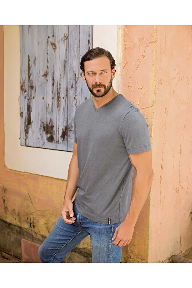 Тениска Erkek Basic V Yaka - 1