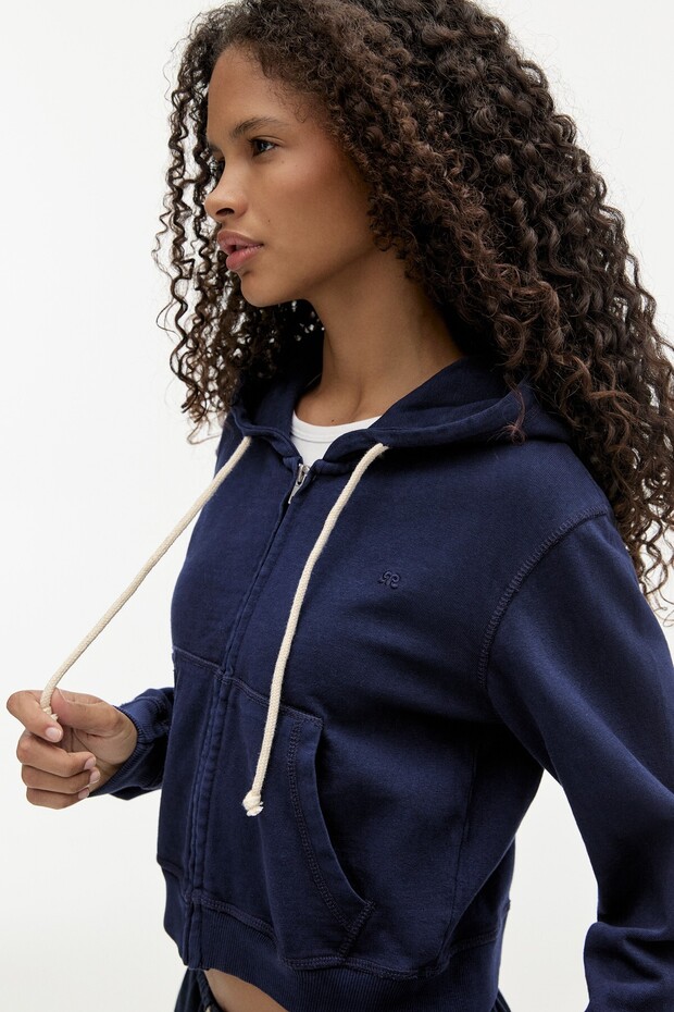 Kapüşonlu kontrast bağcıklı sweatshirt - 4