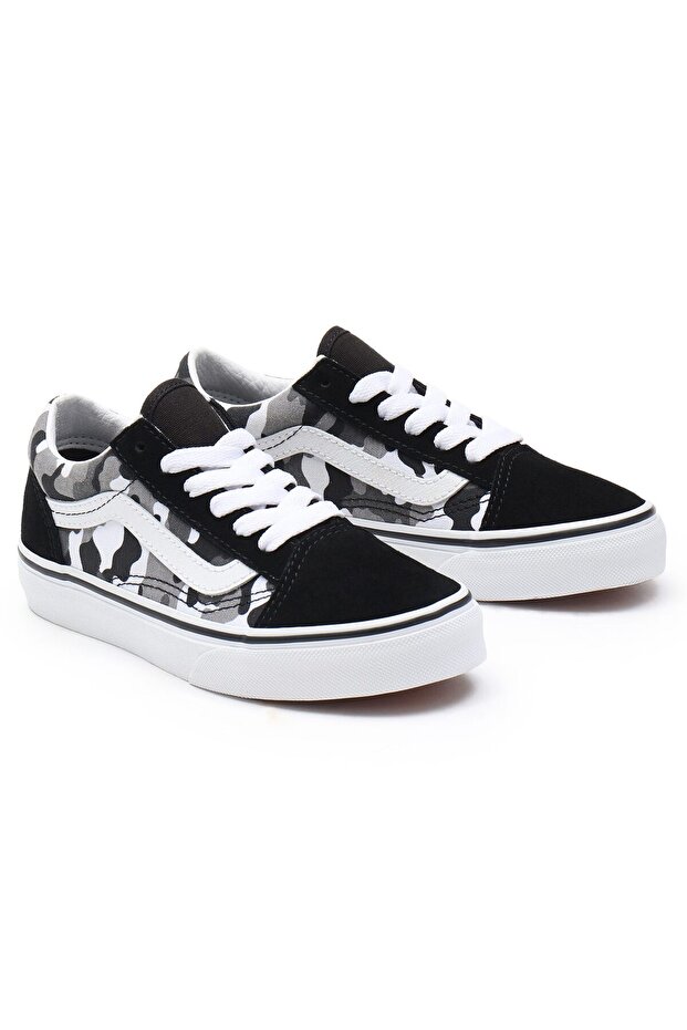 UY Old Skool - أسود