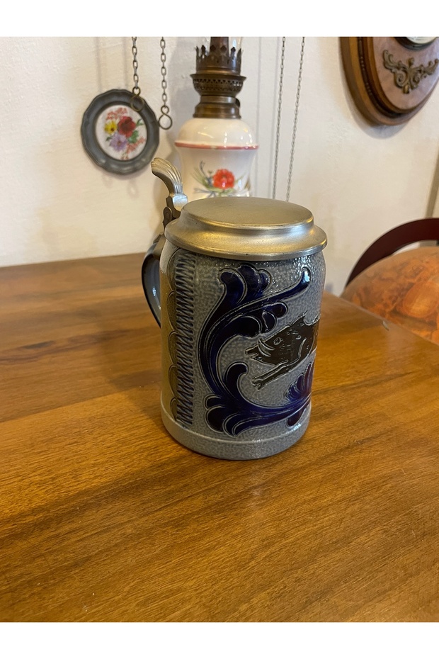 Antique Mug Cup
