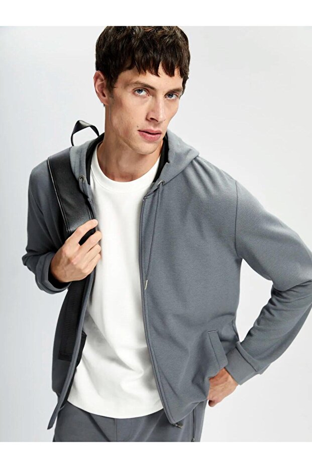 Lcwaikiki Classic Hooded Long Sleeve Men's Zip Sweatshirt (W5)