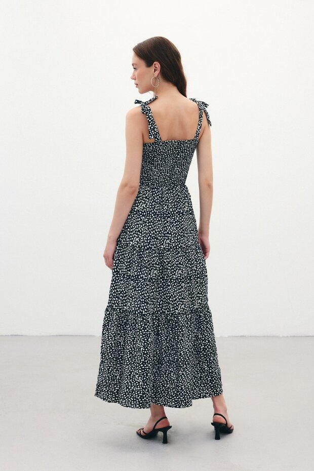 Rochie lungă cu model - neagră - 8