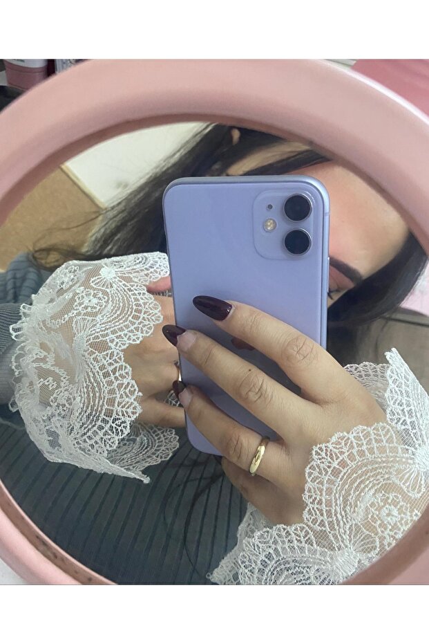 أكمام من التول بنمط فيونكة بيضاء - 1