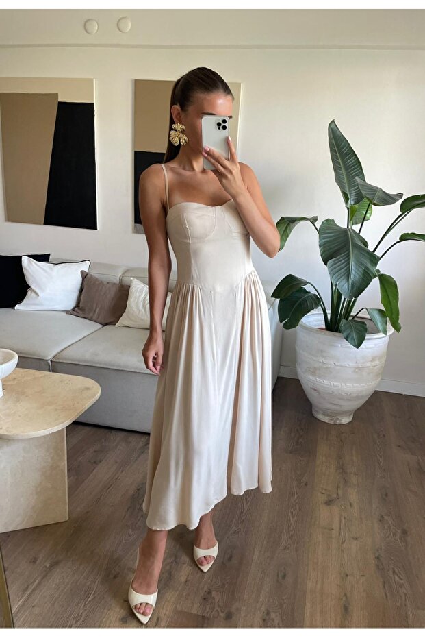 KALP DETAY EKRU ELBİSE - 1