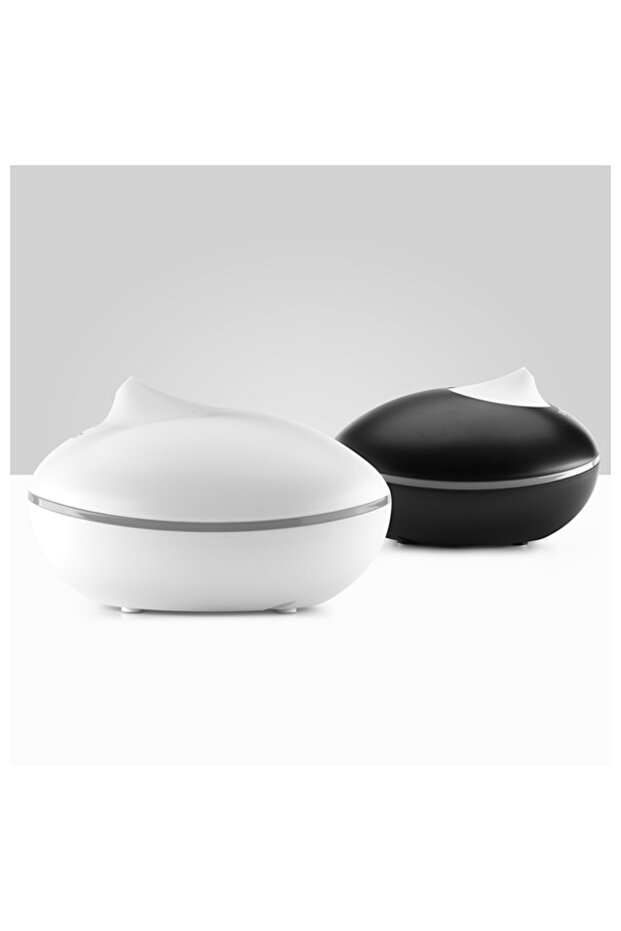 Black aromatherapy diffuser - 1