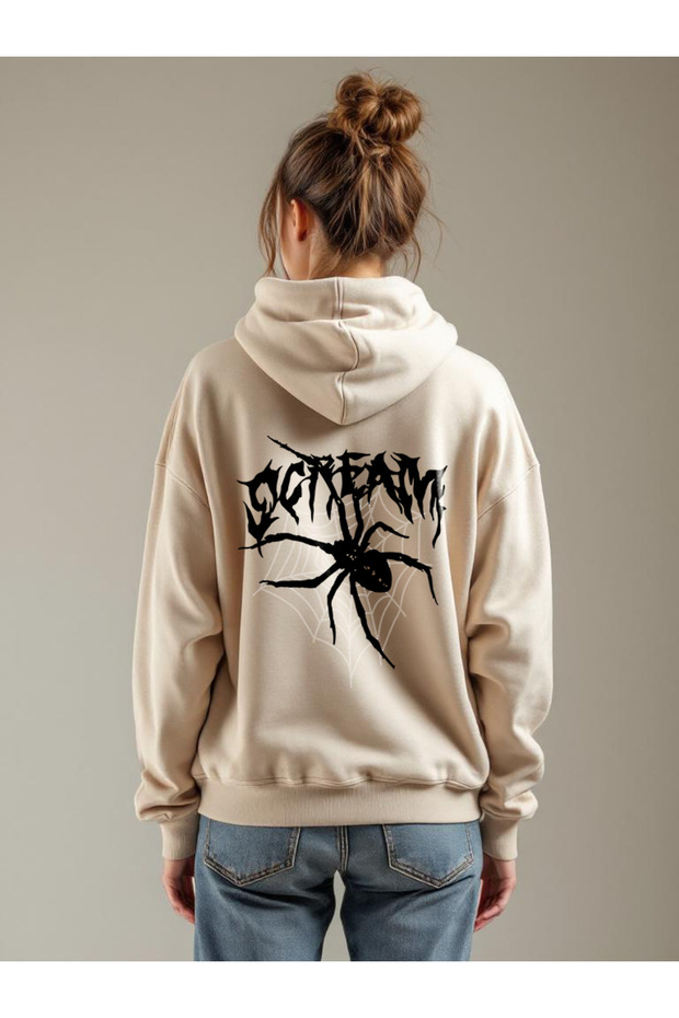 سويت شيرت كبير الحجم مطبوع عليه عبارة "Scream