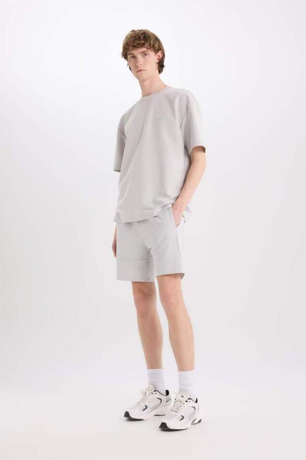 Slim Fit Dar Kesim Dar Paça Basic Düz Şort B8674ax25sp - 3