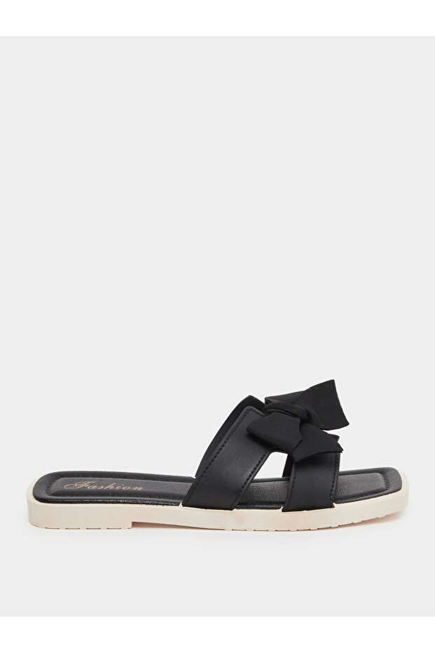 صندل مسطح بتفاصيل فيونكة سادة - 1