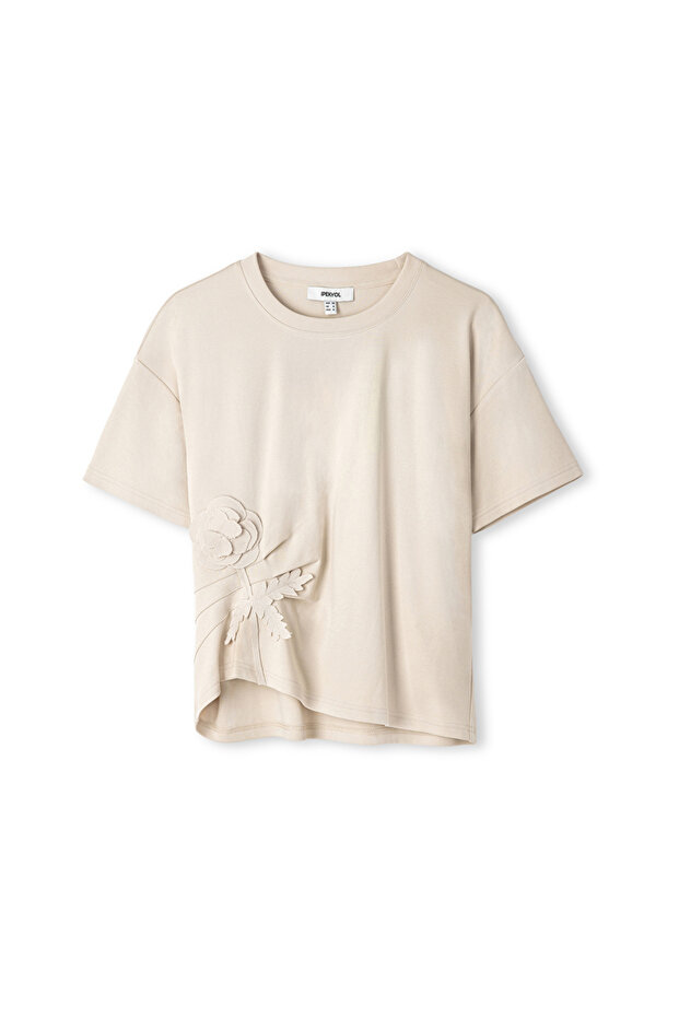 Çiçek aplikeli tişört - 3