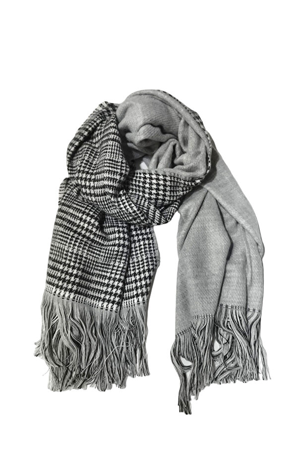 Light Gray Houndstooth Patterned Double Sided Winter Shawl