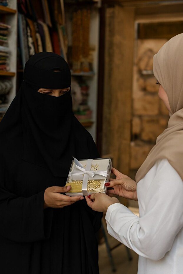 2 distinctive Islamic gifts - 2