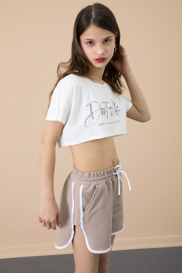 Brown Side Slit Flower Printed Girl's Shorts with Elastic Waist 20738