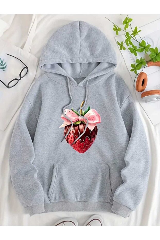 Strawberry Ribbon Printed Hooded Pocket Gray Sweatshirt with Wool Inside
