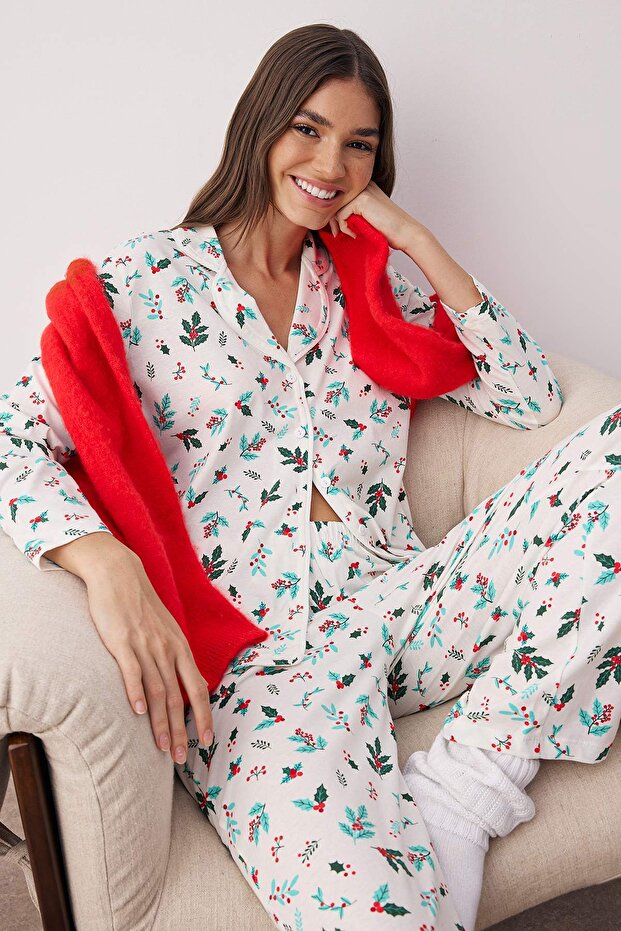 Ekru-Yeşil %100 Pamuklu Çiçekli Biyeli Örme Pijama Takımı THMAW26PT00058 - 1