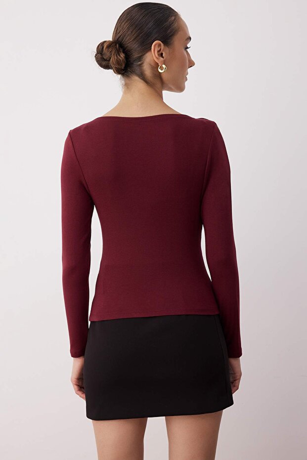 Bordo Fitted/Vücuda Oturan Asimetrik yaka Detaylı Yumuşak Kumaşlı Esnek Örme Bluz TWOAW26BZ00088 - 4