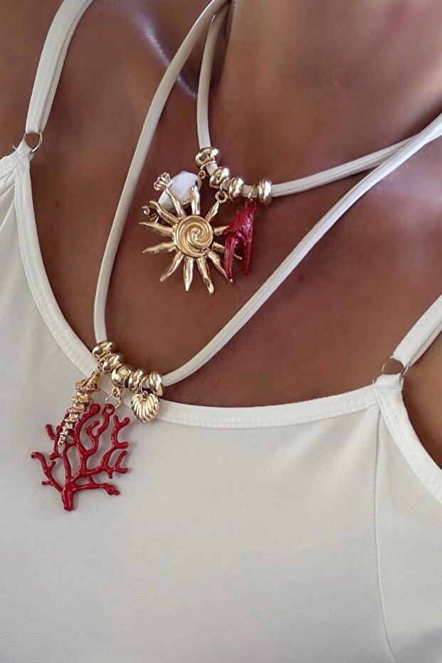 Çoklu Charmlı Kolye - 1