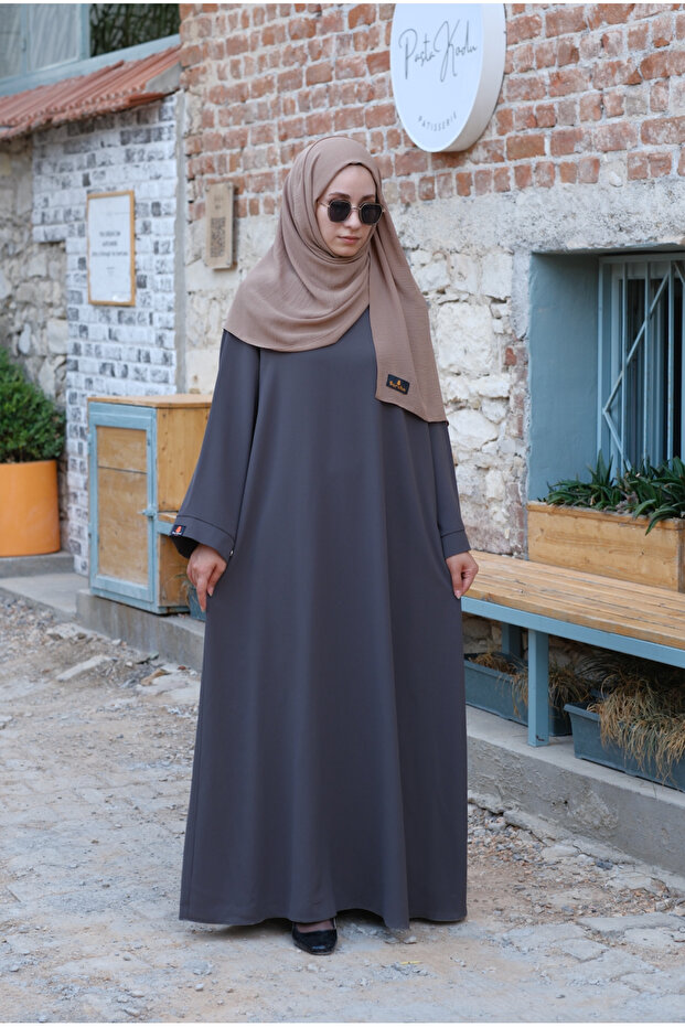 Ajman Elbise Ferace - 3