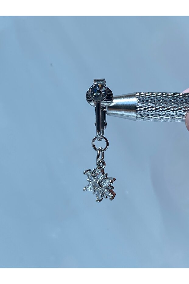 Çelik Göbek Piercing Mıknatıslı Deliksiz Kullanım Sıkıştırmalı Kar Tanesi Model - 7