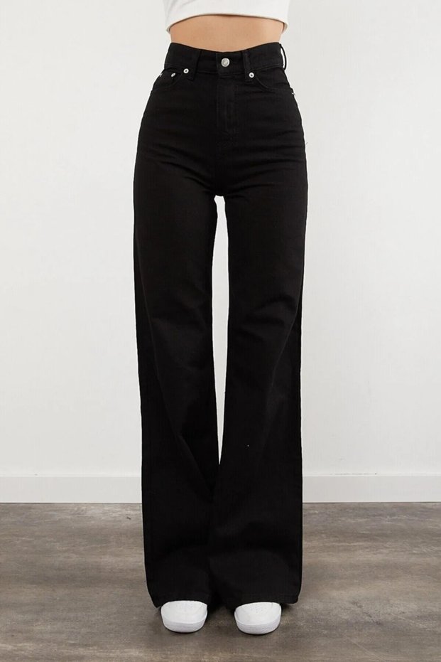 Arthurr Girl's Black Lycra Super High Waist Loose Leg Jeans