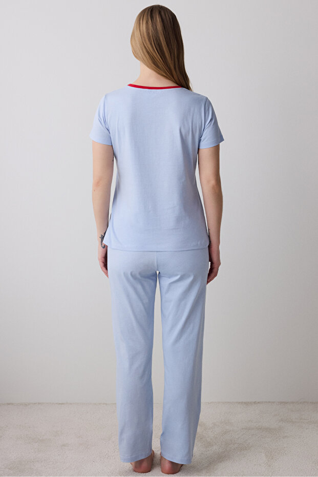 طقم بيجامة بنطلون الكرز باللون الأزرق الفاتح - 4