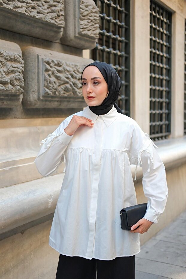 Women's Sleeveless Lace-Up Bow Shirt White