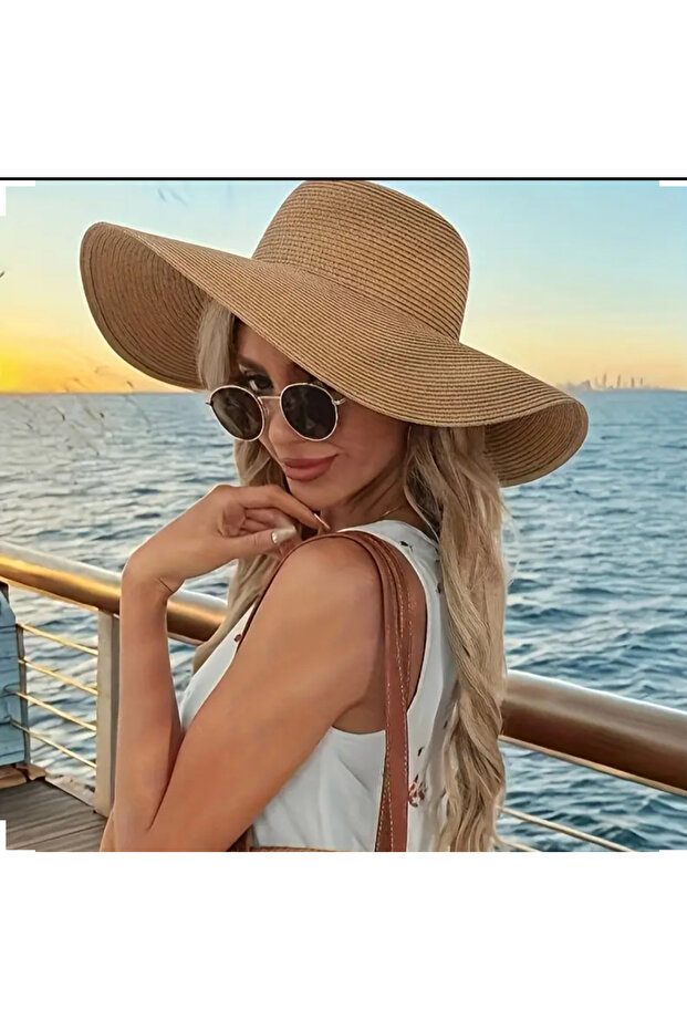 قبعة الشاطئ النسائية ذات القش العريض من الجمل