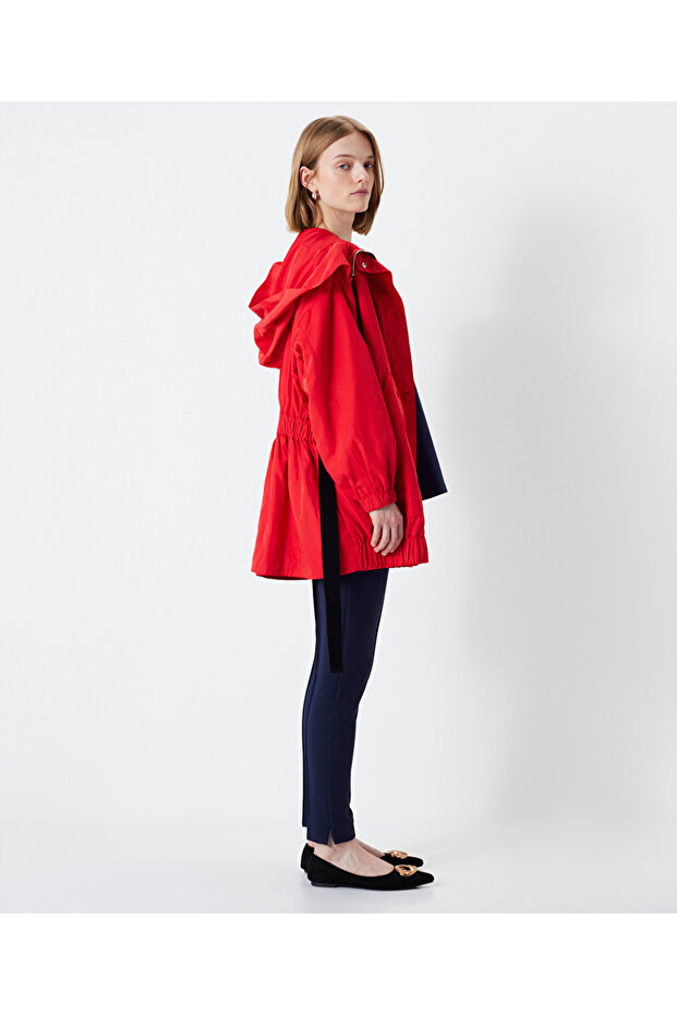 Geniş cepli kapüşonlu mont - 4