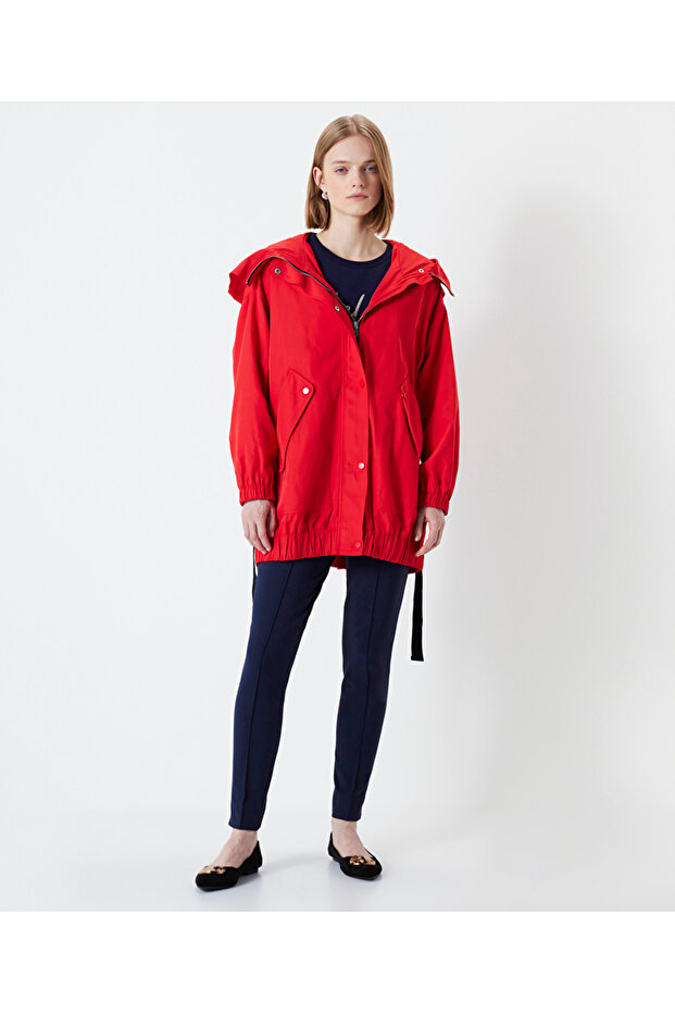 Geniş cepli kapüşonlu mont - 5