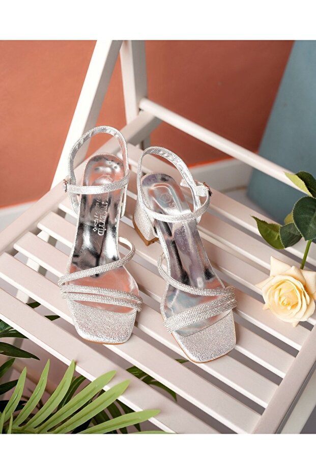 Women's Silver Banded Stone Thick Heeled Shoes