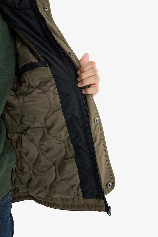 Regular Fit Mont Kapüşonlu Fermuarlı Çıtçıt Kapamalı Cepl C7309AX24AU - 8