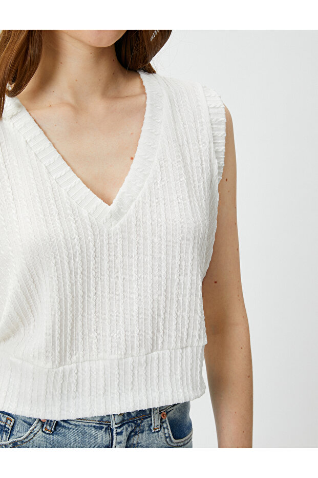 Crop V-Neck Undershirt - 5