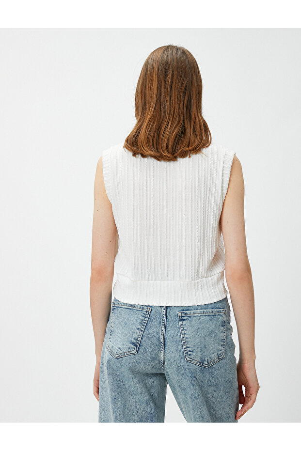 Crop V-Neck Undershirt - 4