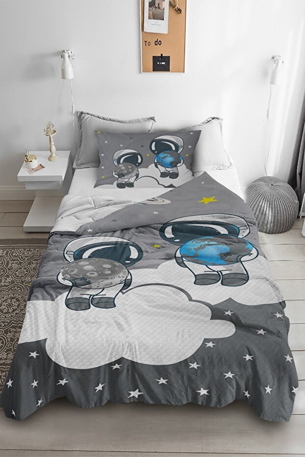 Astronot Desenli Tek Kişilik Pike ( Yastık Kılıflı ) - 4