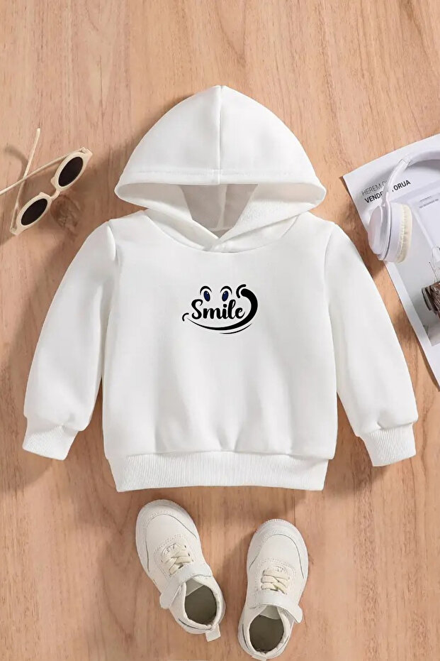 سويت شيرت أبيض بغطاء للرأس للأطفال – قماش سميك مطبوع عليه SMILE