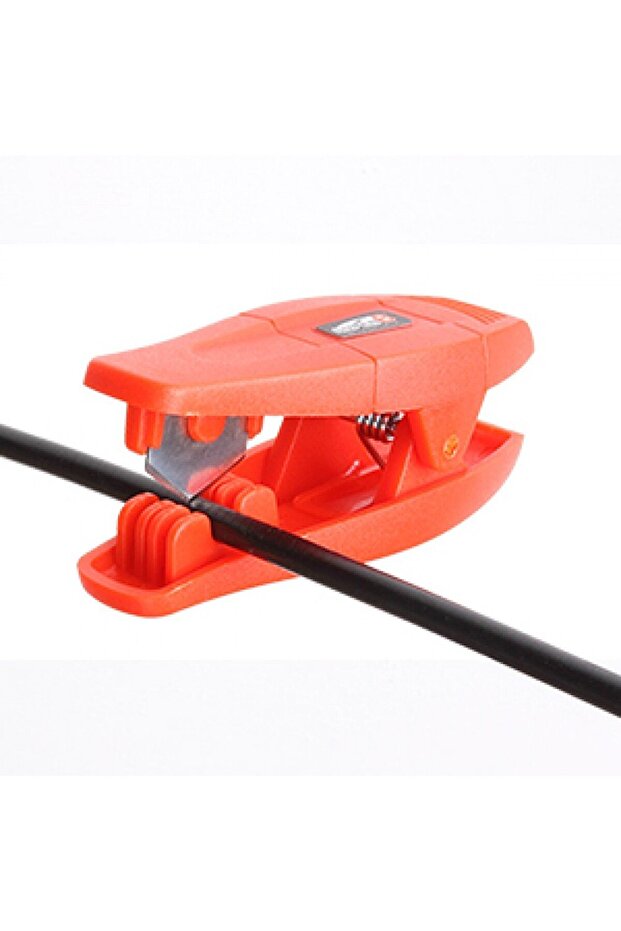 Durable plastic hydraulic pipe cutting tool. - 6