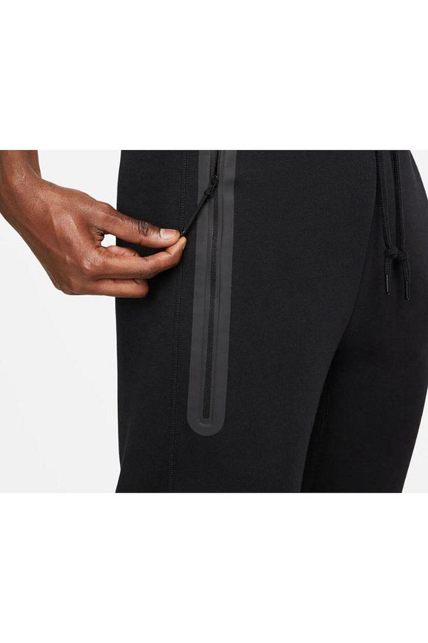 Tech Fleece Jogger Erkek Eşofman Altı FB8002-010 - 4