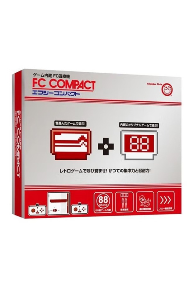 وحدة تحكم ألعاب الفيديو FC المدمجة مع جهاز كمبيوتر عائلي - 1