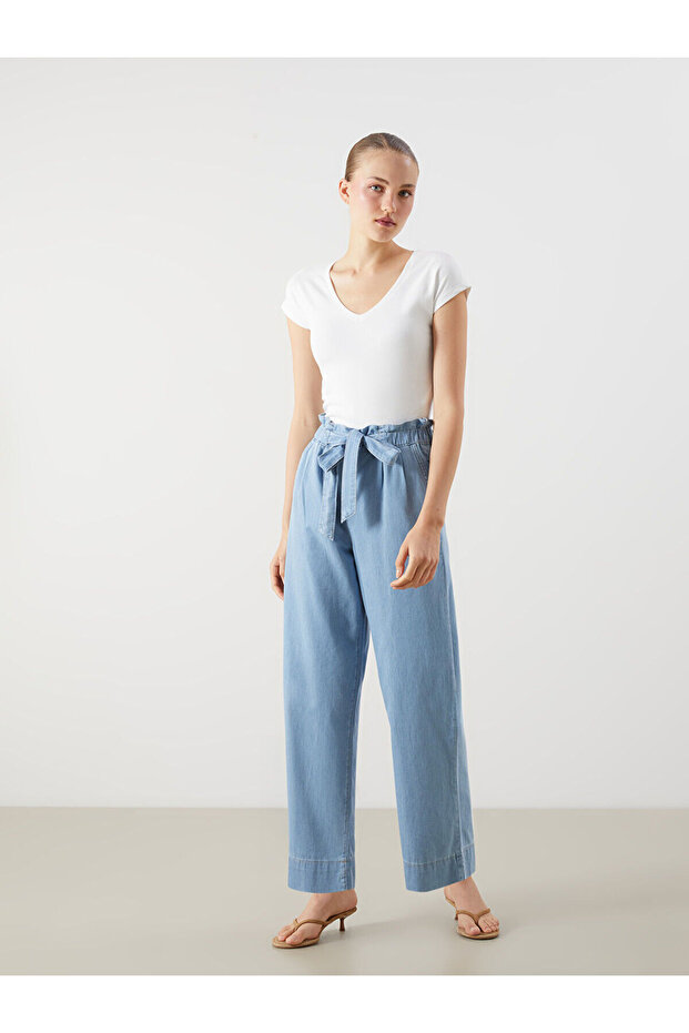 Straight Fit Women's Jeans with Elastic Waist