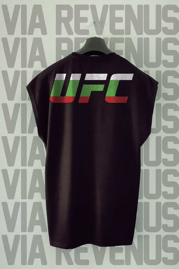 تيشيرت رياضي برقبة دائرية وأكمام مطبوعة من الأمام والخلف من UFC بلغاريا