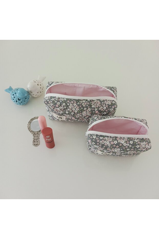 مجموعة من حقيبة مكياج مزخرفة بزهور الصيف مكونة من قطعتين - 2