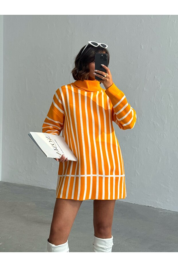 Women's Turtleneck Striped Knitwear Tunic