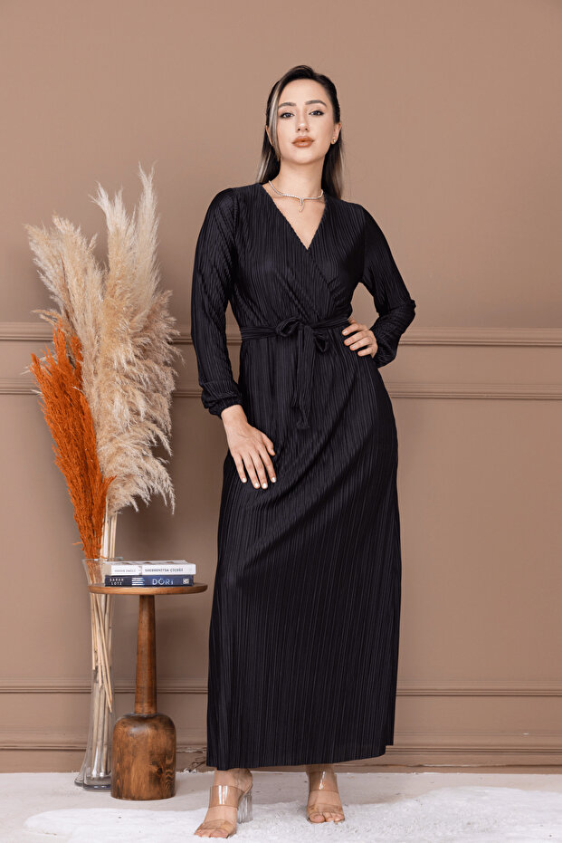 Rochie lungă cu pliuri și curea - NEGRU - 1
