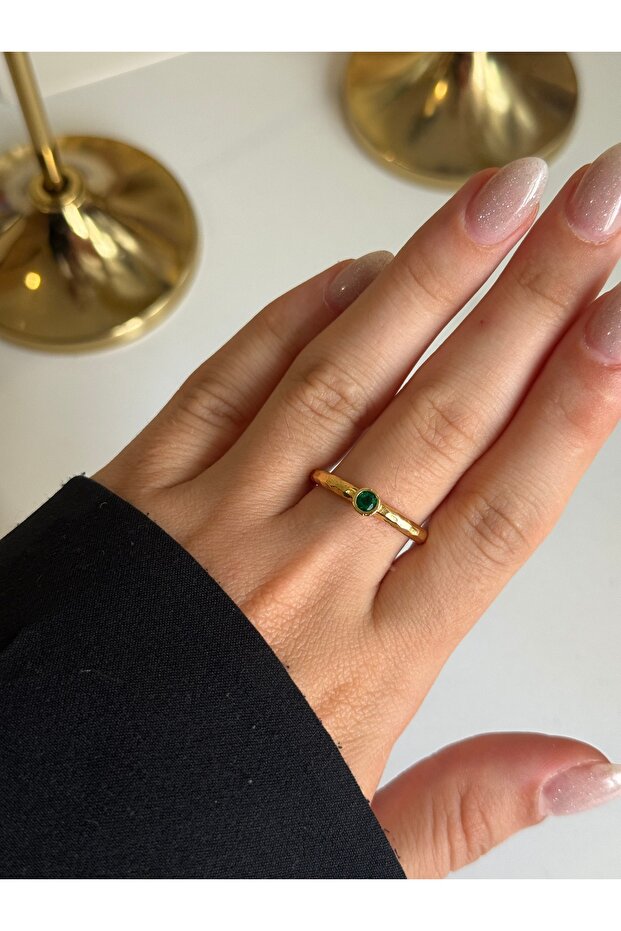 Vintage Tiny Stone Ring - 1