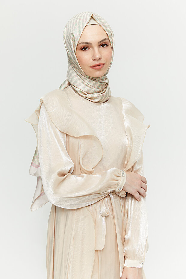 Volan Detaylı Elbise - 4